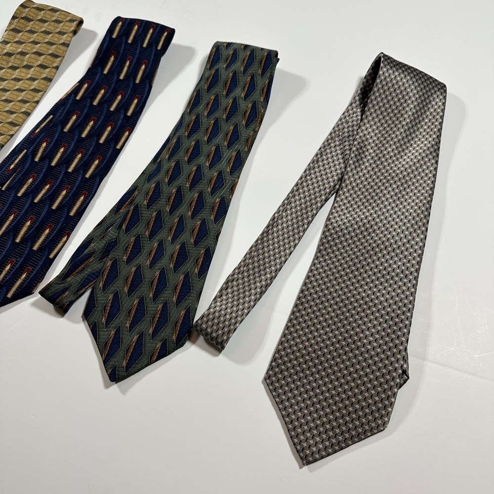 Men’s Bill Blass Necktie Collection Set Of Five​​​​ - Picture 3 of 7